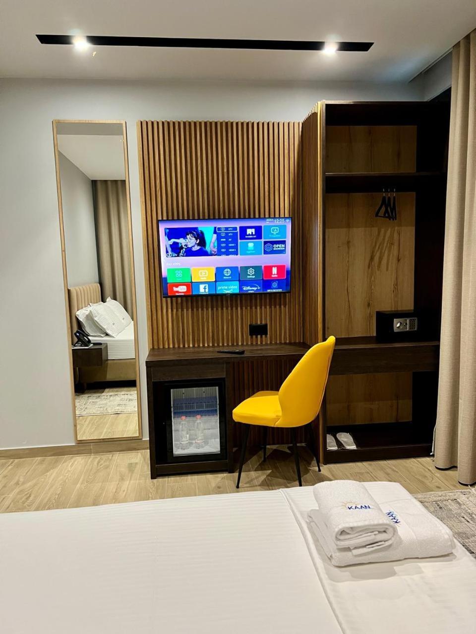 Kaan Hotel Radhimë Eksteriør bilde